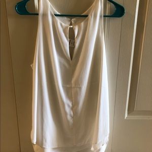 Express White Keyhole Tank
